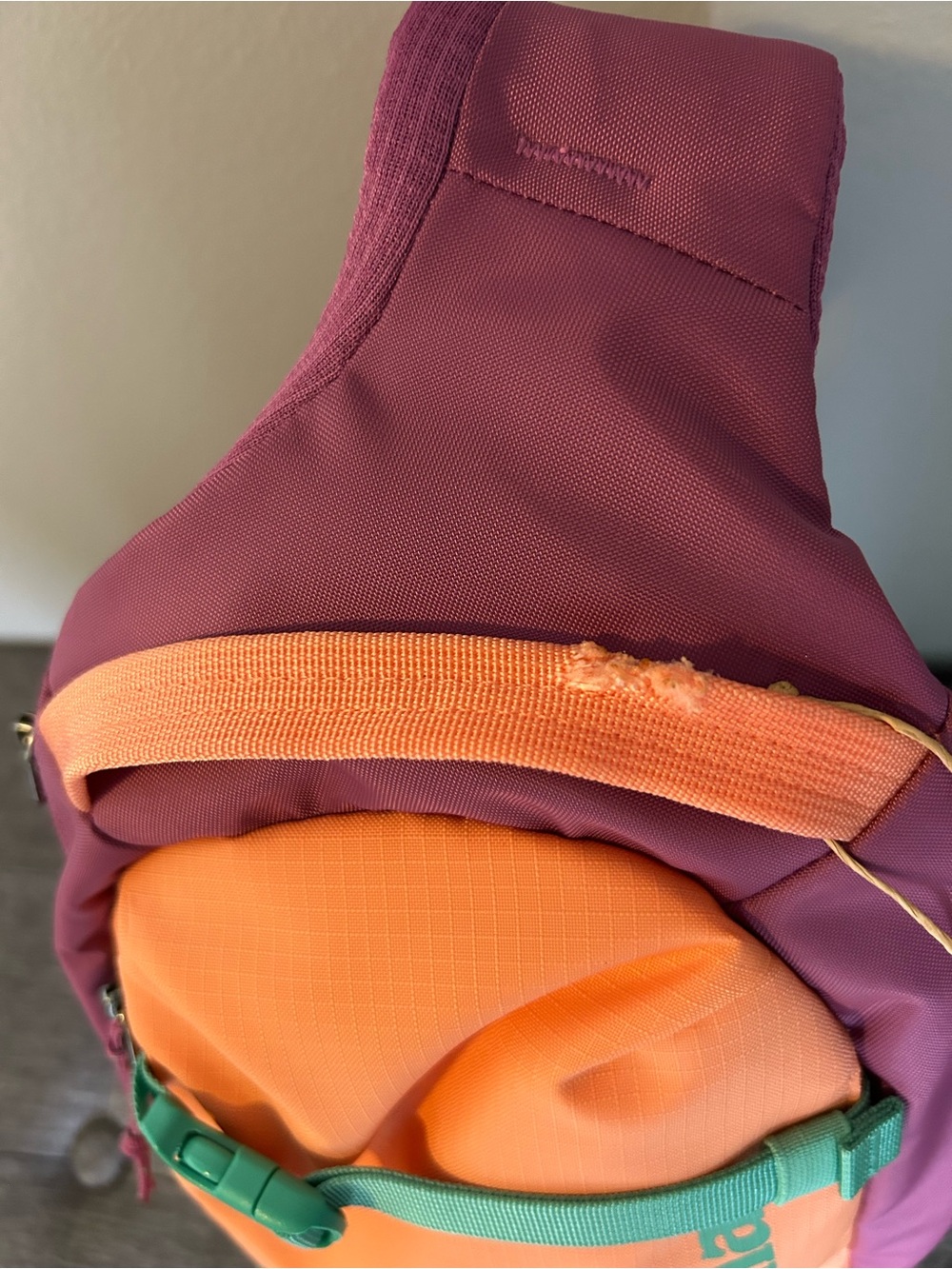 Patagonia Atom Sling 8L - Faded Magenta - Picture 6 of 6